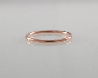 Copper Ring, Copper Stacking Ring, Smooth Copper Stack Ring, Dainty Thin Stacking Ring, 7th Anniversary, Copper Jewelry, Skinny Ring, Midi