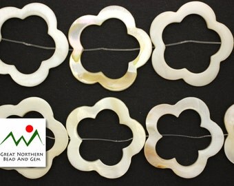 Mother Of Pearl,16IN Strand,Shell Beads,30MM Flower,#GEM020463