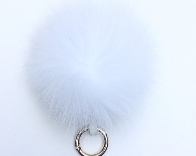 Fur bag charm, fur pom pom keychain, fur ball keyring purse pendant in pure white