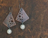 Copper earrings Pearl earrings Silver earrings White earrings Oxidized earrings Dangle earrings Drop earrings Handmade earrings Rustic Copper earrings Pearl earrings Silver earrings White earrings Oxidized earrings Dangle earrings Drop earrings Handmade earrings Rustic