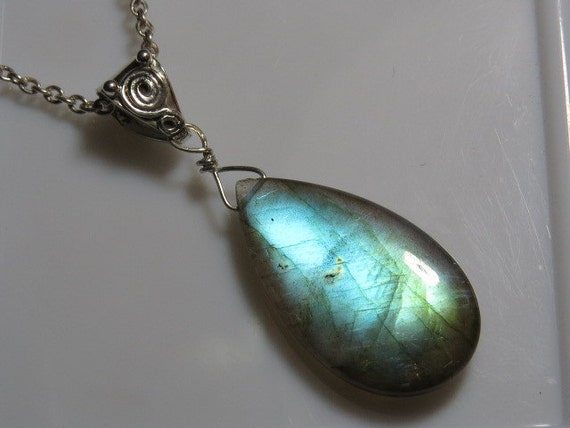 Labradorite pendant Natural Flashy Color Pendant Pear shape