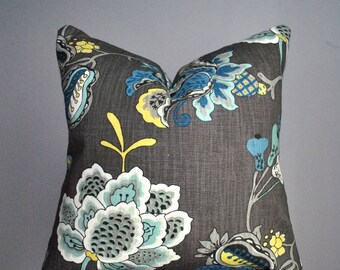 Decorative pillow. Gray Pillow cover. Decorative pillows. Pillows Cushion. Floral Pillow Cover. Grey Decorative pillows. Throw pillow