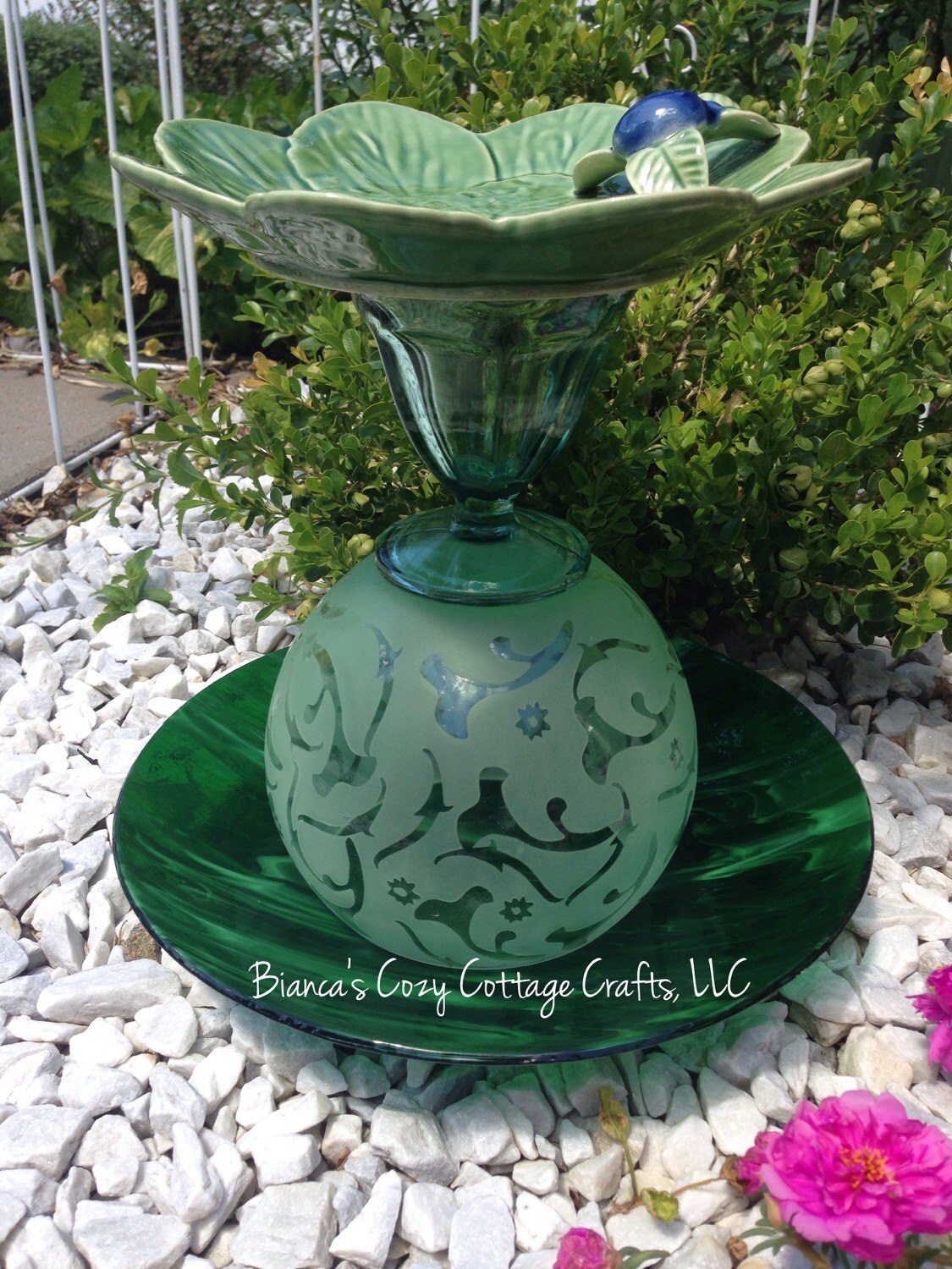 Bird bath bird feeder garden totem garden deco patio