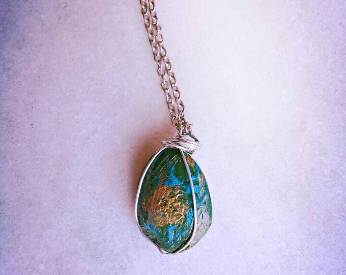 Blue stone pendant, boho necklace, hippie necklace, bohemian stone necklace, blue stone necklace, painted stone pendant, pendant necklace