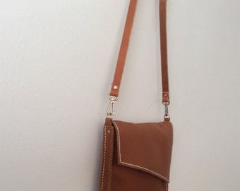 Leather Clutch, Hand Bag , Cartera de mano. Bolso de mano, Shoulder bag. Convertible