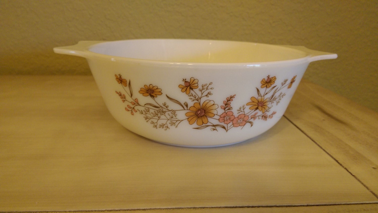 Pyrex England Country Autumn Casserole Dish 1.5 by FunFilledFinds