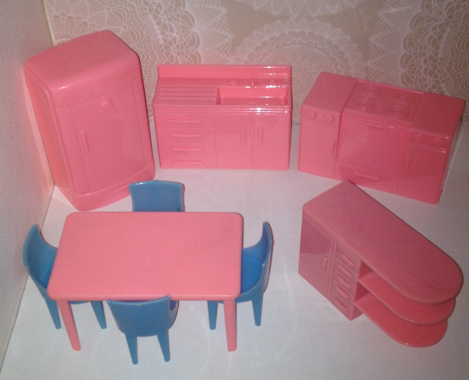 Plasco Kitchen SetVintage Hard Plastic Dollhouse Furniture 3/4″ Scale