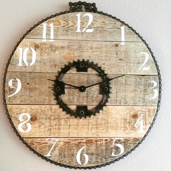 Rustic Bike Clock with Pallet Wood and Bike Chain by ...