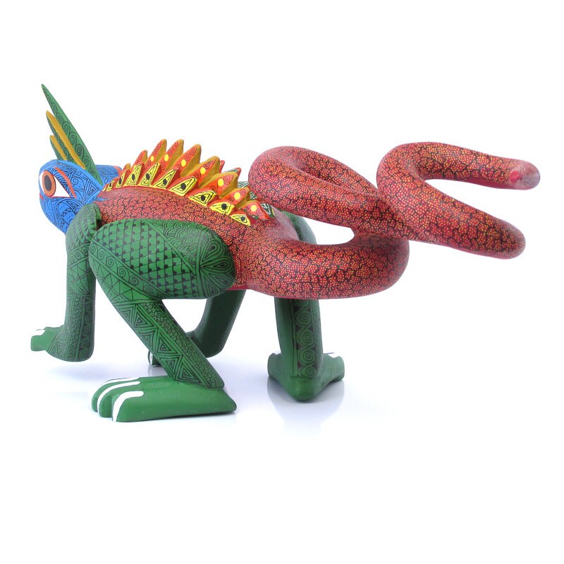 Fine Iguana Oaxacan Alebrije Wood Carving by VivaMexicoShop