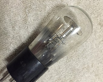 vintage 1920s radio tube ECC brand type 227 27 globe tube