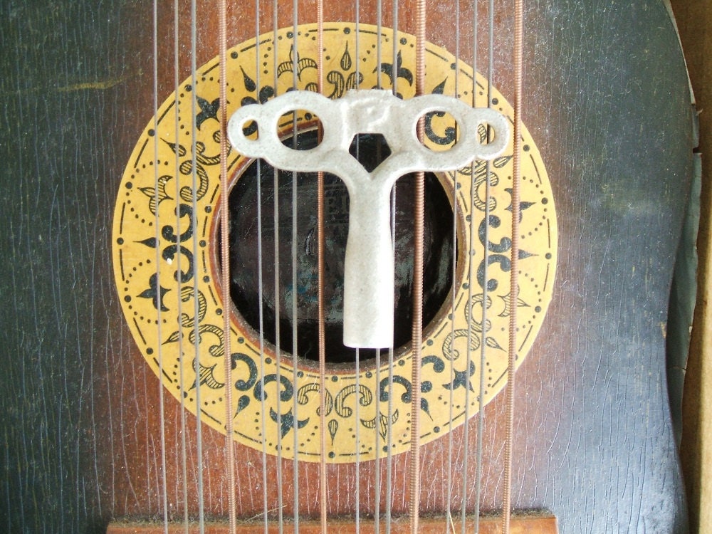 Antique Ukelin Bowed Zither Psaltery Wood String Musical