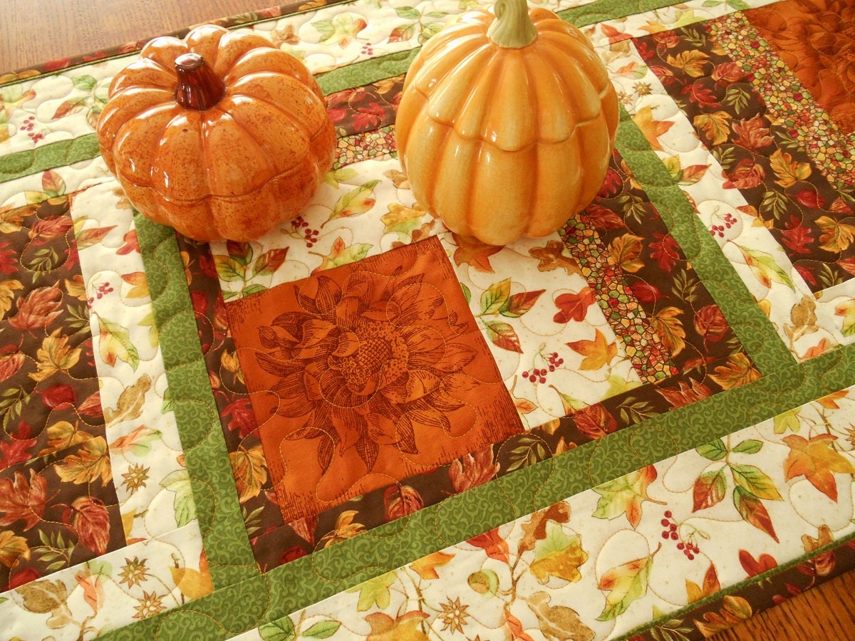 Quilted Autumn Table Runner Fall Leaves and by susiquilts on Etsy