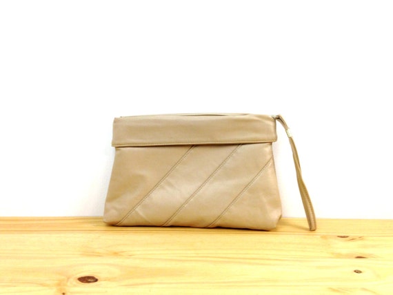 Vintage Nude Wristlet / Extra Large Clutch / Cosmetic Case