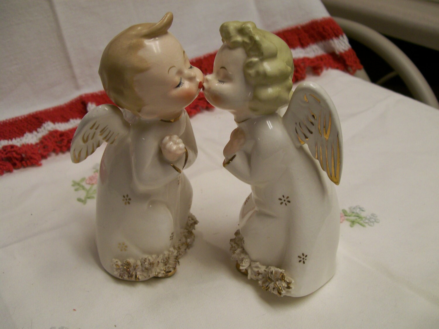 Kissing ANGEL Figurines Vintage Japan by FabVintageEstates on Etsy