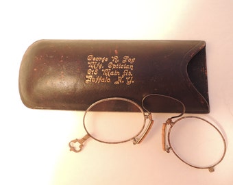 SALE - Eyeglass Case, Buffalo, New York, Open case, glasses, Paper composite, Very good condition, Advertising, Vintage