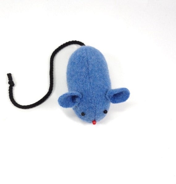 catnip mouse toy