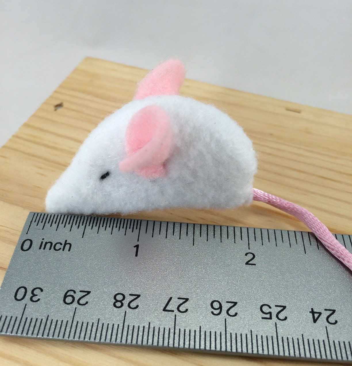 Baby white mouse cat toy small mouse kitten toy sleepy baby
