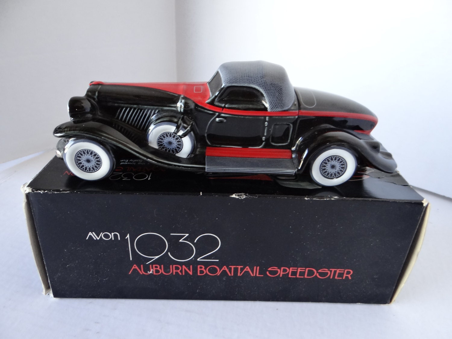 Vintage Avon Collectible 1932 Auburn Boattail Speedster Car