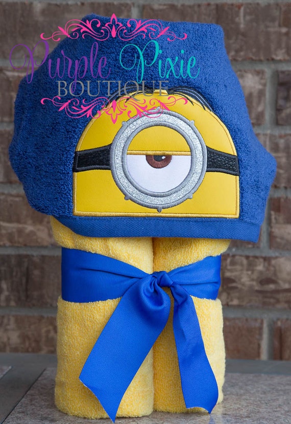 Minion Helper Hooded Towel