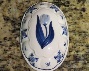 Vintage DAIC Delft Blue and White Tulip/Floral Wall Hanging Plaque