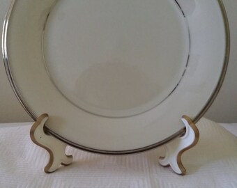 Solitaire lenox china, Lenox China - 7 place settings available, traditional china, Lenox classic china set, beige china, china set