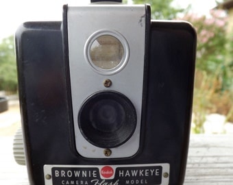 Vintage Brownie Hawkeye Camera Flash Model Black Bakelite 1955
