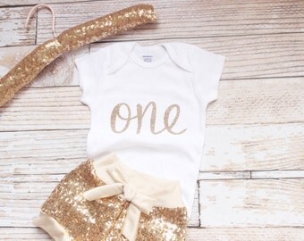 Gold Birthday Outfit, Baby Girl 1st Birthday Outfit, Gold Sequin shorts, baby sequin shorts, first birthday, glitter, gold shorts,