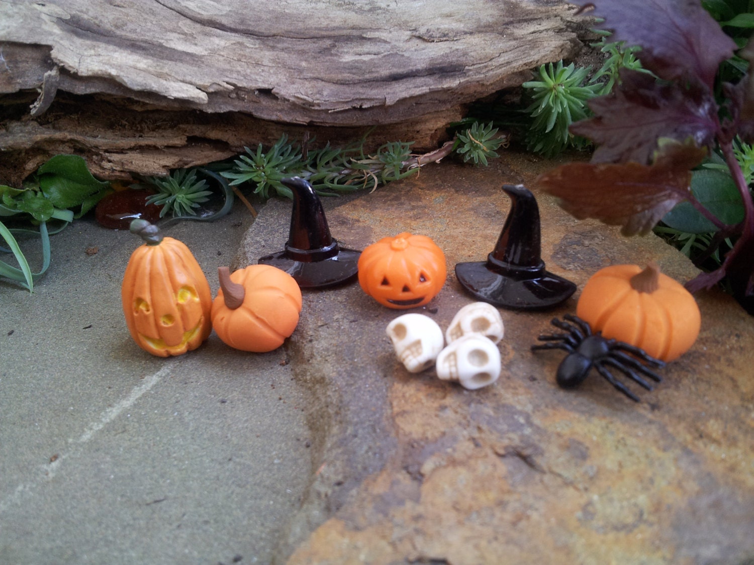 halloween fairy garden figurines