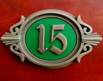 Plate number (2nd digit), "bronze", green
