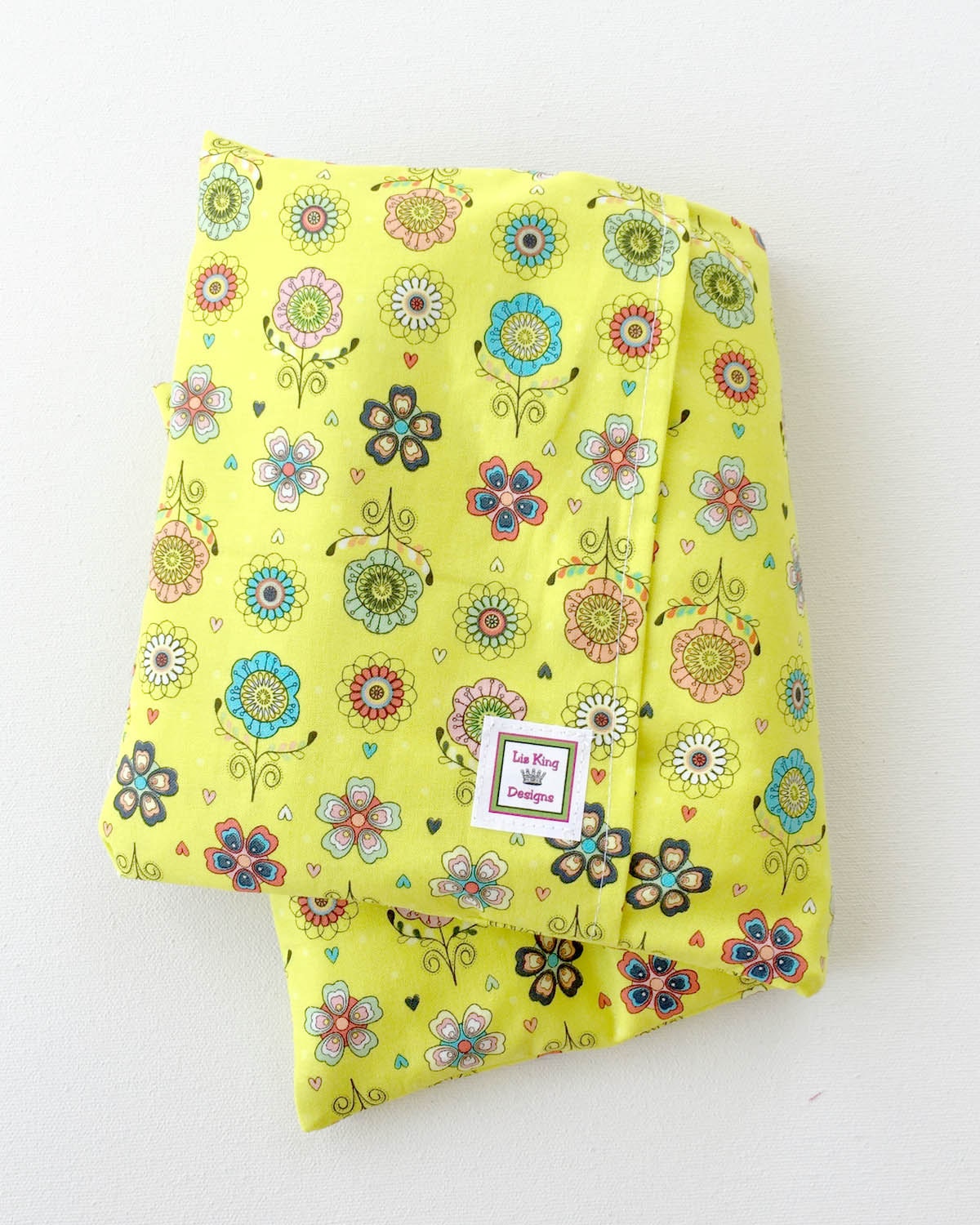Microwavable Large Heating Pad Cute Flowers Buckwheat Seeds