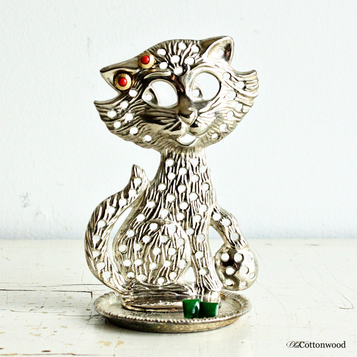 Vintage earring holder cat stand silver by OldCottonwood