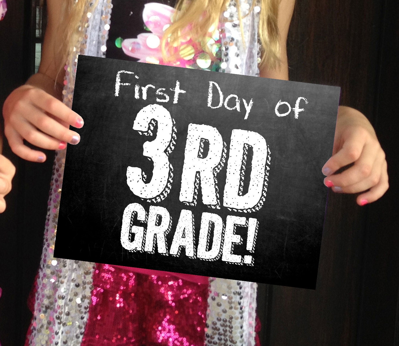 chalkboard-first-last-day-of-school-signs-k-12th-grade