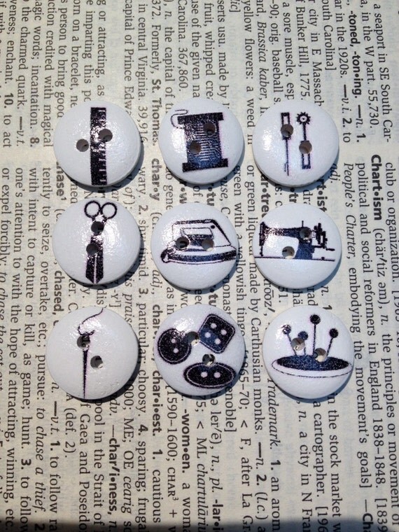 X C284 Sewing Themed Wooden Buttons Lot of 27 Sewing