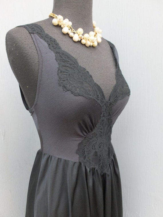 fitted night gown
