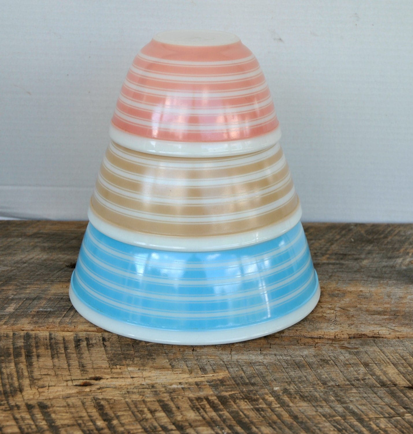 Vintage Pyrex Rainbow Stripes Mixing Bowls Set Of Three Blue Tan Pink Haute Juice