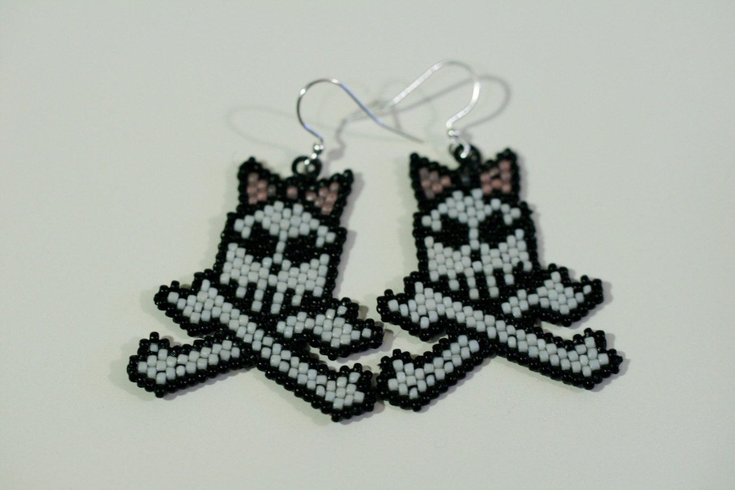 Beaded Skull and Crossbones with Bow by amandaahlborndesigns