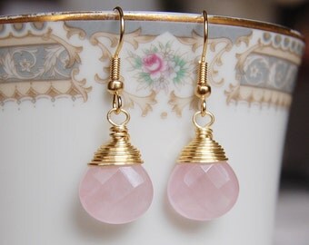 Rose Quartz Earrings , Gold Pink Earrings , Rose Quartz Jewelry , Light Pink Earrings