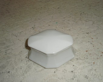 Vintage Austrian Box, Austria blanc De Chein porcelain box, Trinket box,Jewelry Box, Keepsake Box, ring box,gift box