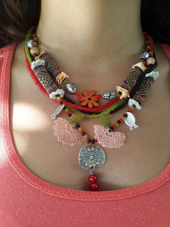 handmade necklacestylish colorful beaded necklaceDesign