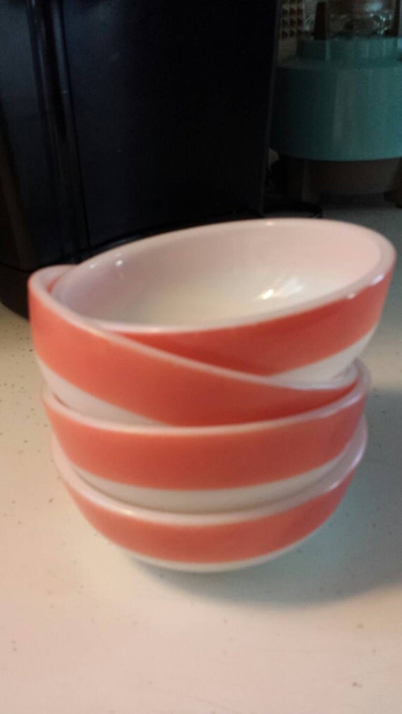 PYREX Pink Band Cereal Bowls 4 Free Shipping