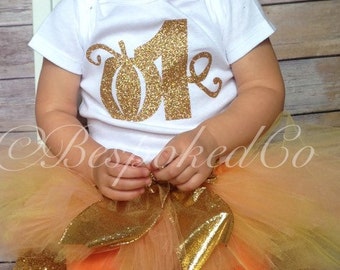 1st birthday outfit girl | 1st birthday outfit fall | Pumpkin patch birthday outfit | Fall first birthday outfit | Thanksgiving Birthday