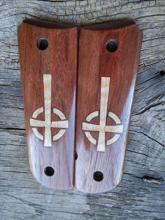 Items similar to 1911 Grips Walnut with Maple Cross Inlay Government