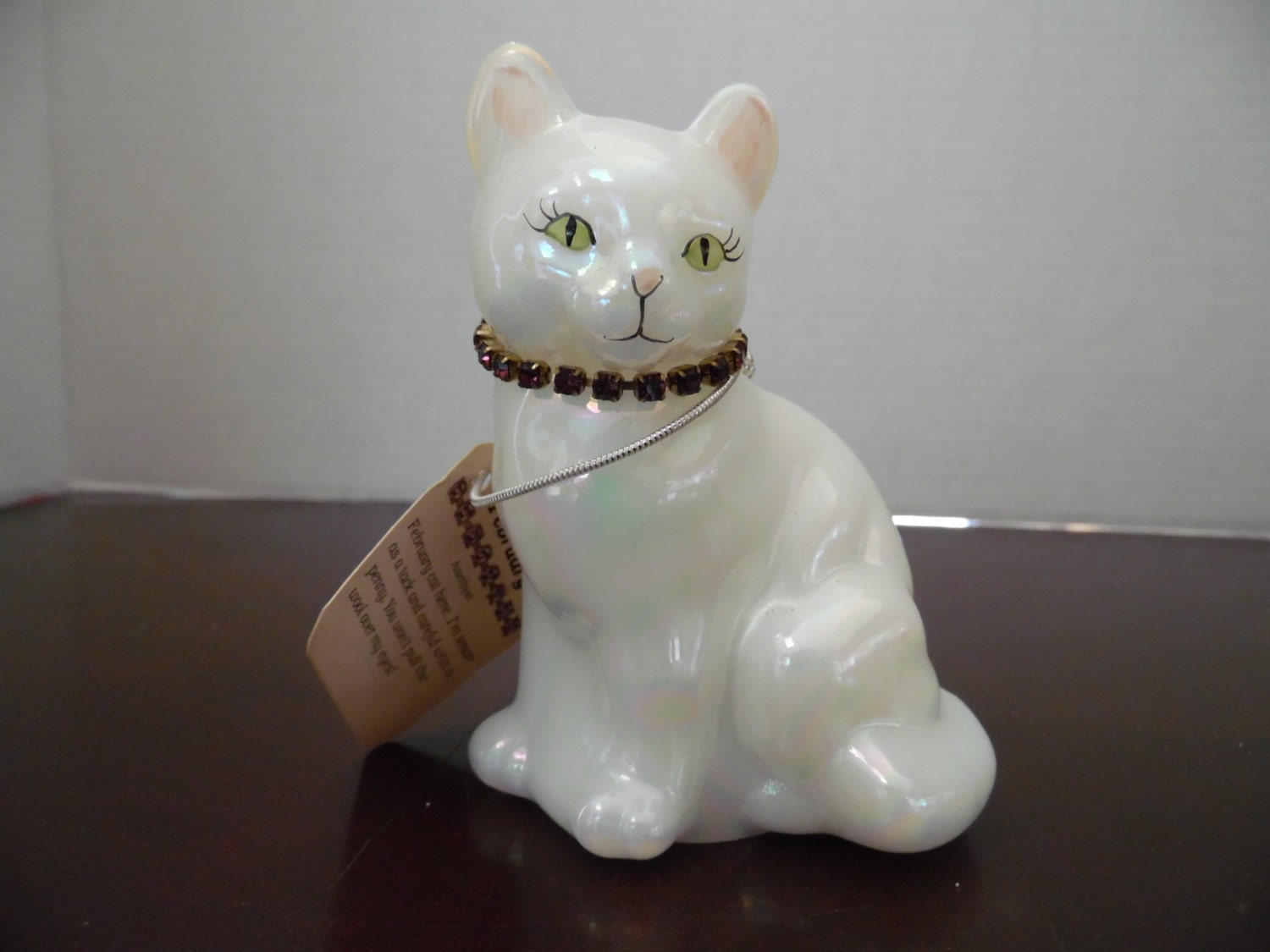 Fenton Glass Cat Figurine White Pearl Iridescent Hand Painted