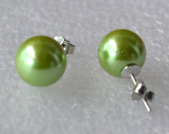 big green pearl earrings, 4 - 10 mm grass green bead earring, round pearl green stud earrings, bridesmaid Green Glass Pearl earrings