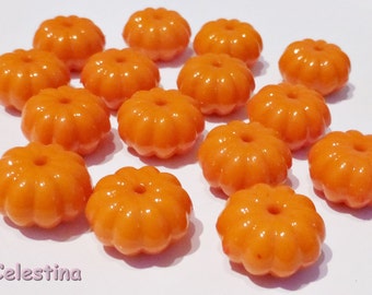 10 x Acrylic Pumpkin Beads - Bright Shiny Orange Halloween Pumpkins - 15mm x 9mm PB7