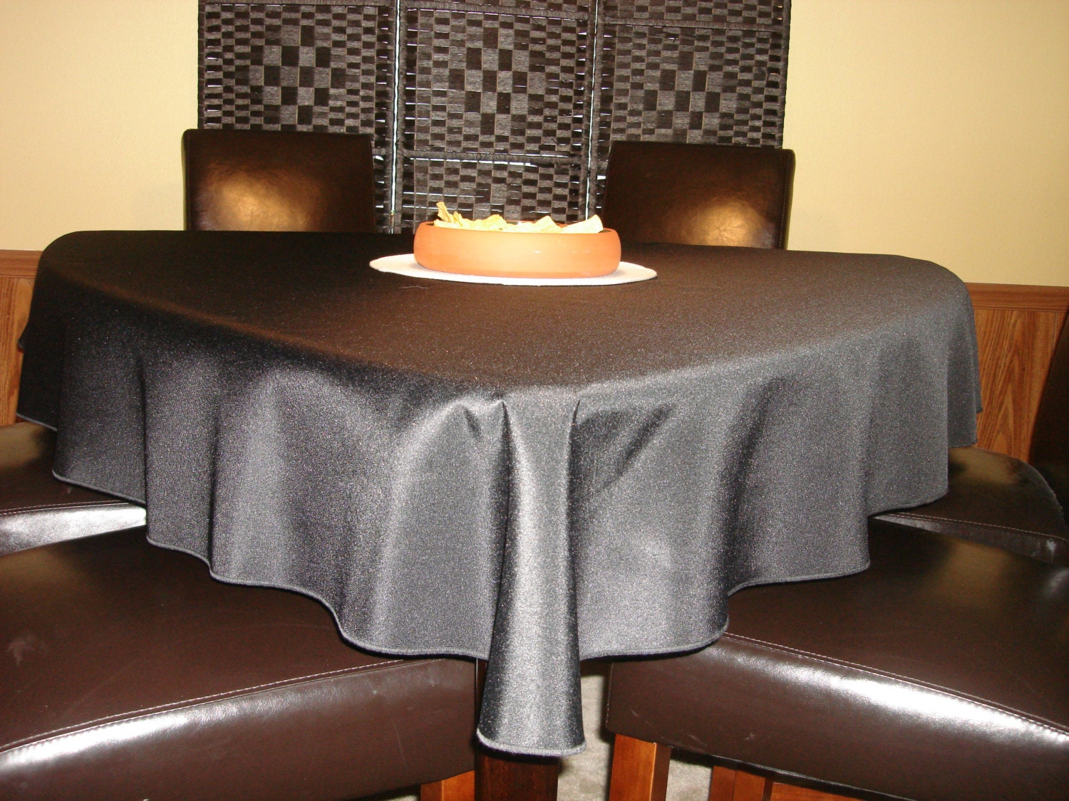 75 Black Triangle Tablecloth for Triangle by KnotSewInnocent