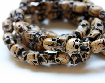 10 Loose Reconstituted Bone Dust Skull Beads - Light Brown Skulls - Chunky Beads - Tibetan Beads - Handmade - Jewelry Supplies