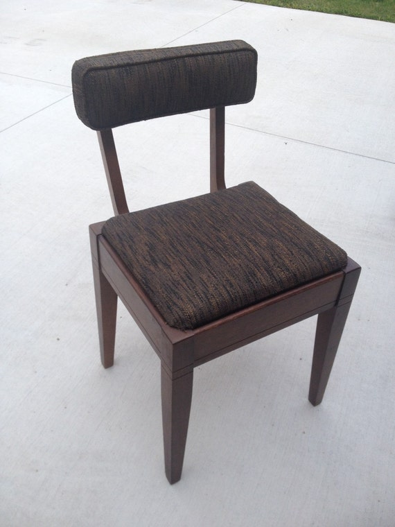 Mid-century modern Singer Sewing Chair With Storage