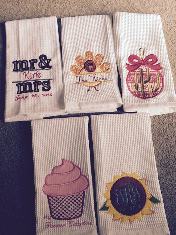 Items similar to Applique Kitchen Towel Gift Set on Etsy
