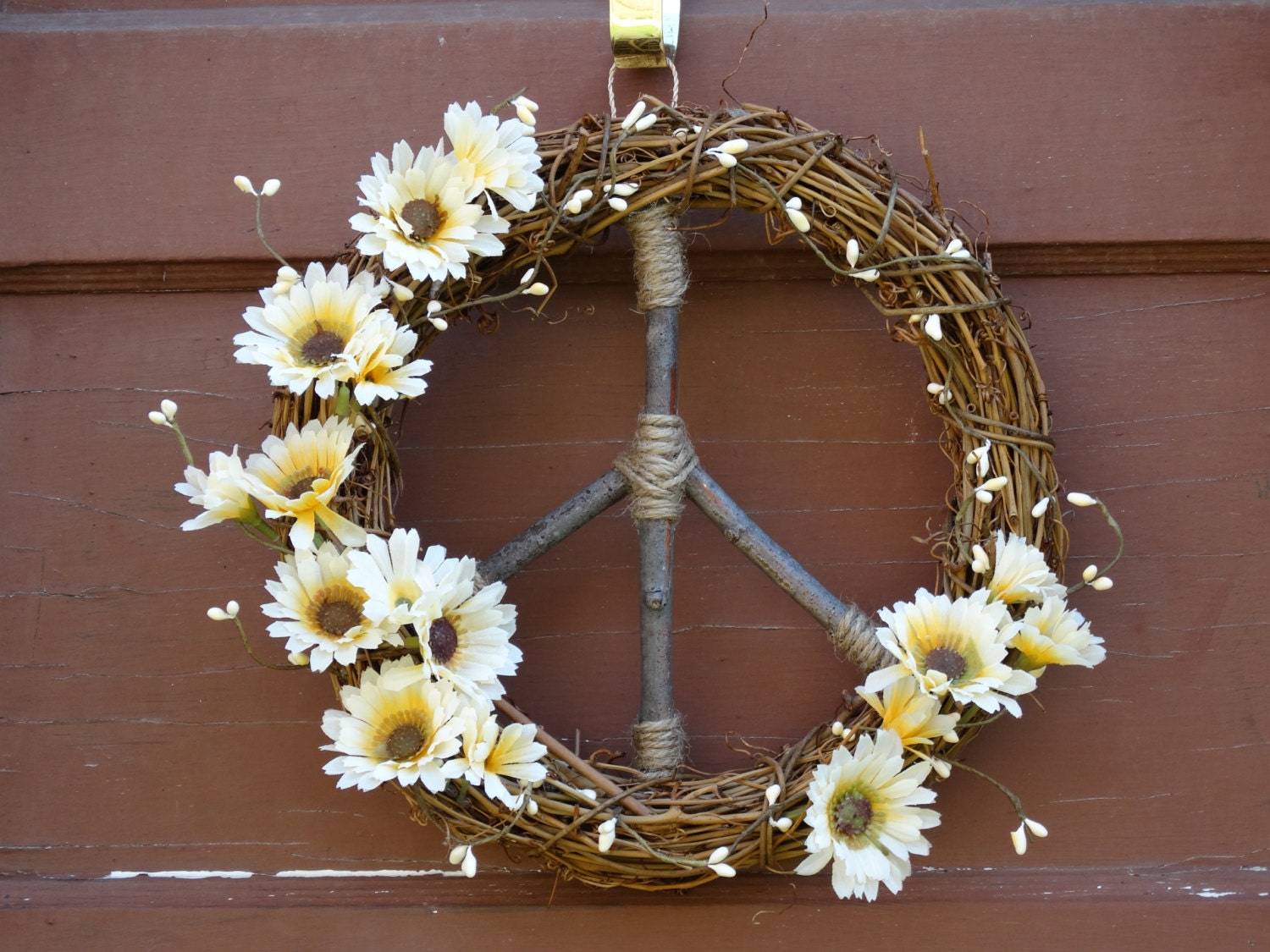 Natural Grapevine Peace Sign Wreath / Daisy Peace Sign Wreath